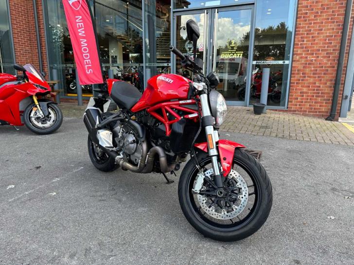 Ducati MONSTER 821