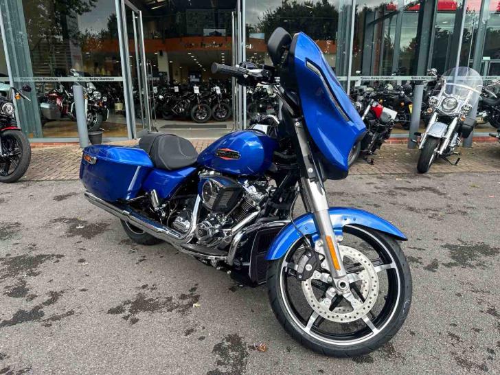 Harley-Davidson FLHX STREET GLIDE 117 