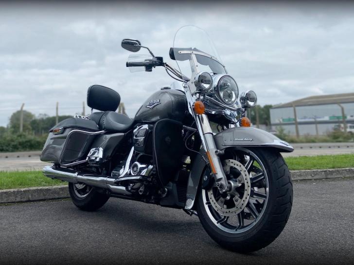 Harley-Davidson FLHR ROAD KING 1745 17 