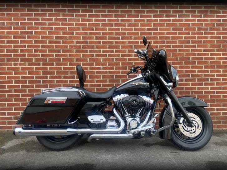 Harley-Davidson STREET GLIDE FLHXI 