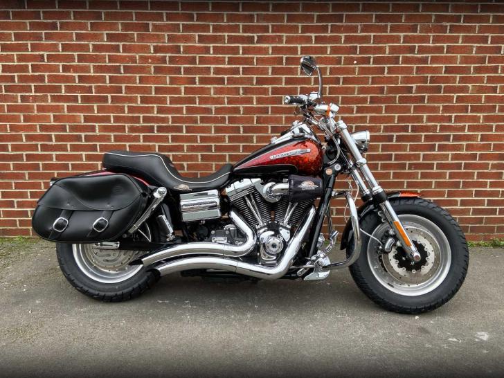 Harley-Davidson FXDFSE CVO DYNA SE 