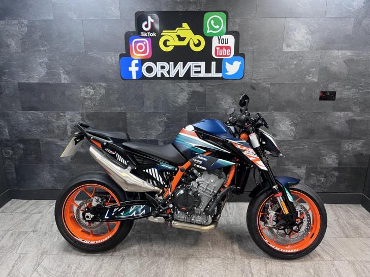 KTM 890 DUKE R 2023 