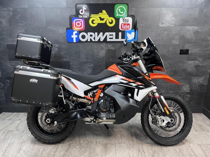 KTM 890 ADVENTURE R 2022 