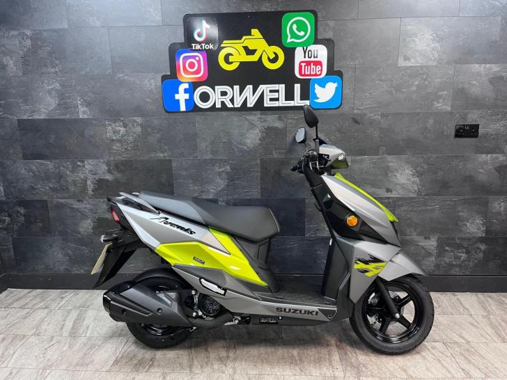 Suzuki AVENIS 125 UN125NE M4 