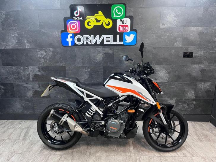 KTM 390 DUKE 2022 