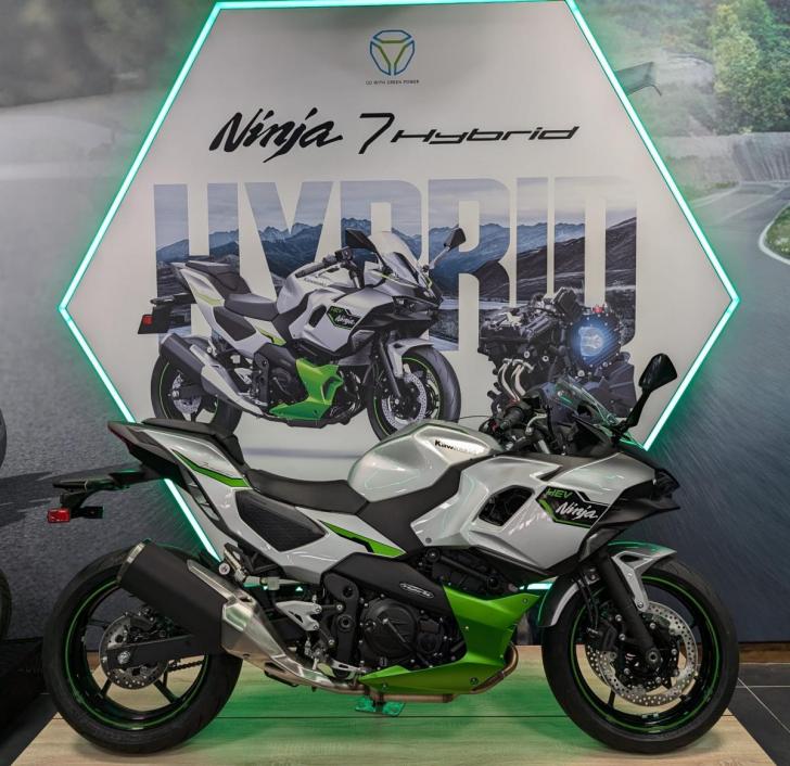 Kawasaki Ninja 7 Hybrid