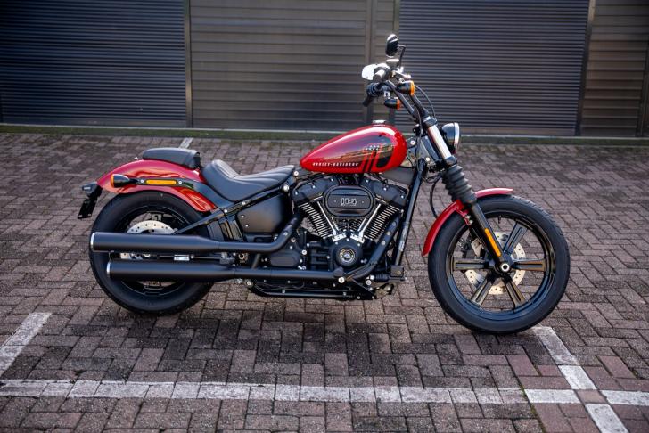 HARLEY-DAVIDSON SOFTAIL FXBBS STREET BOB 114