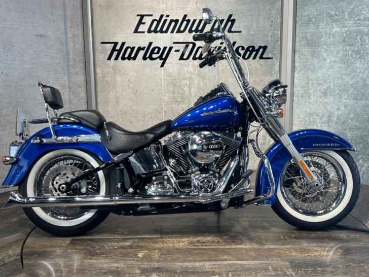 HARLEY-DAVIDSON SOFTAIL FLSTN DELUXE