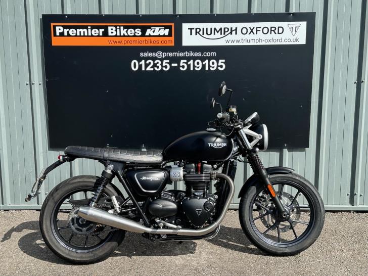 Triumph STREET TWIN