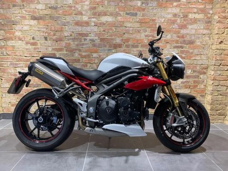 TRIUMPH SPEED TRIPLE R