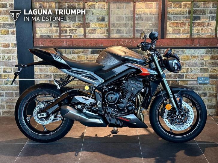 Triumph STREET TRIPLE 765 RS