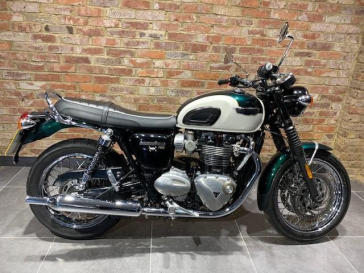 TRIUMPH BONNEVILLE T120