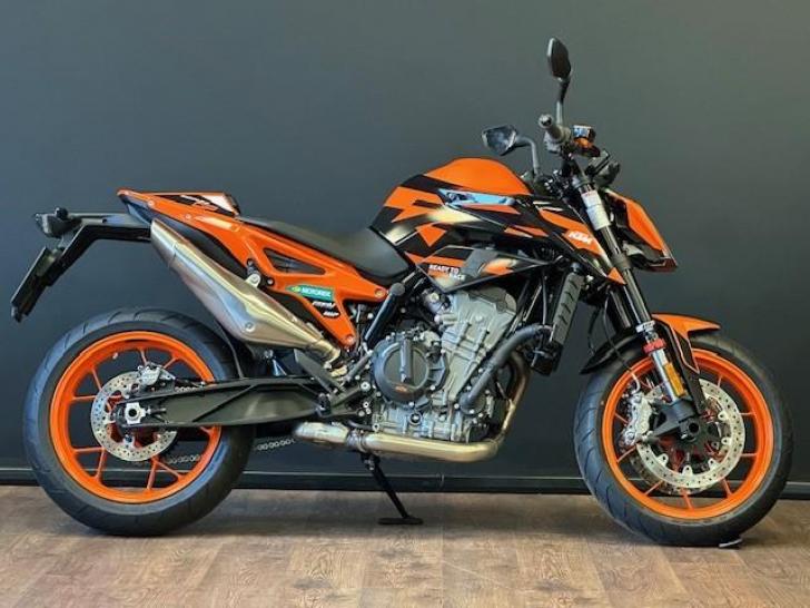 KTM 890 DUKE GP QUICKSHIFTER + 