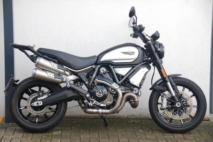 Ducati SCRAMBLER 1100 DARK PRO