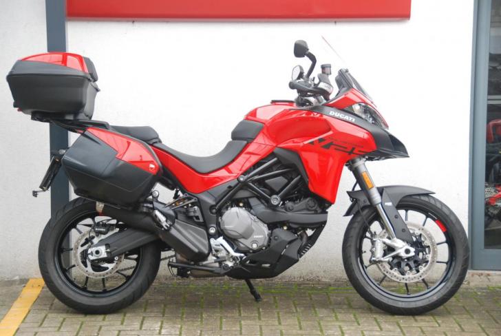 Ducati MULTISTRADA V2 S TOURING