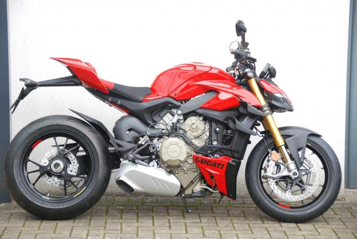 Ducati STREETFIGHTER V4 S