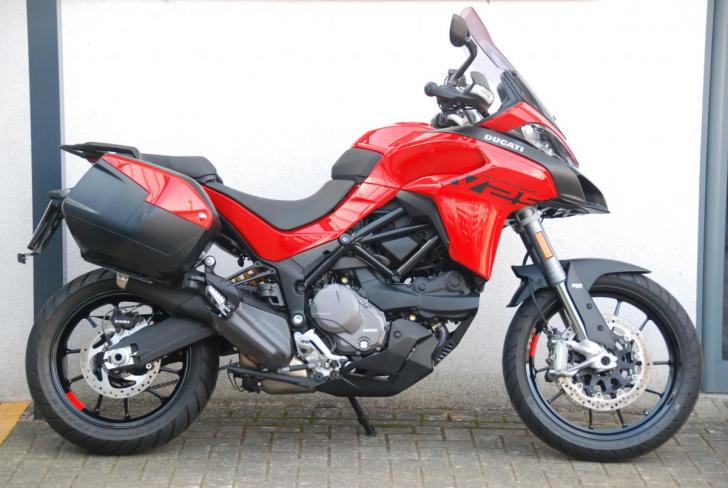 Ducati MULTISTRADA V2 S TOURING