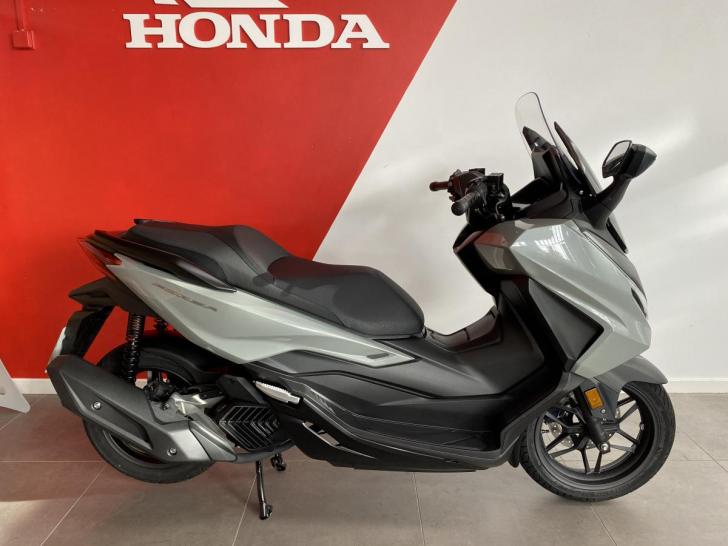 Honda NSS125 FORZA