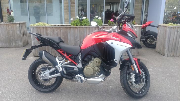 Ducati MULTISTRADA V4 S