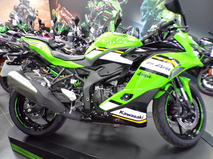 Kawasaki ZX-4RR 