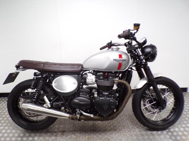 Triumph STREET TWIN