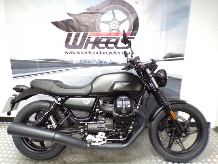 Moto Guzzi V7 STONE