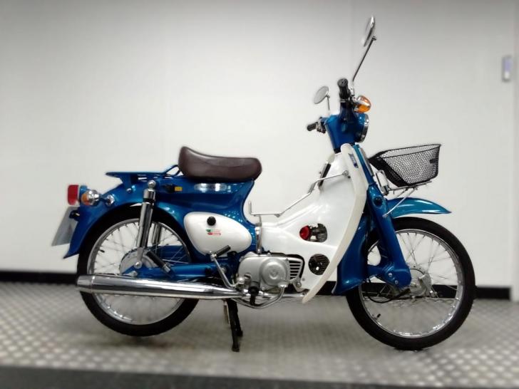 Honda C50