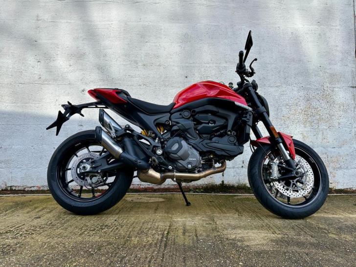 Ducati MONSTER 2021-25 