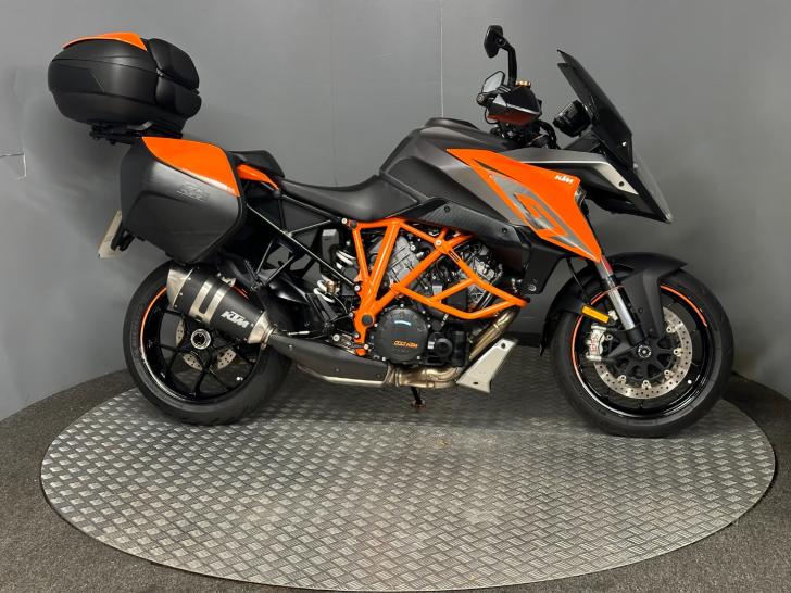 KTM 1290 SUPER DUKE GT