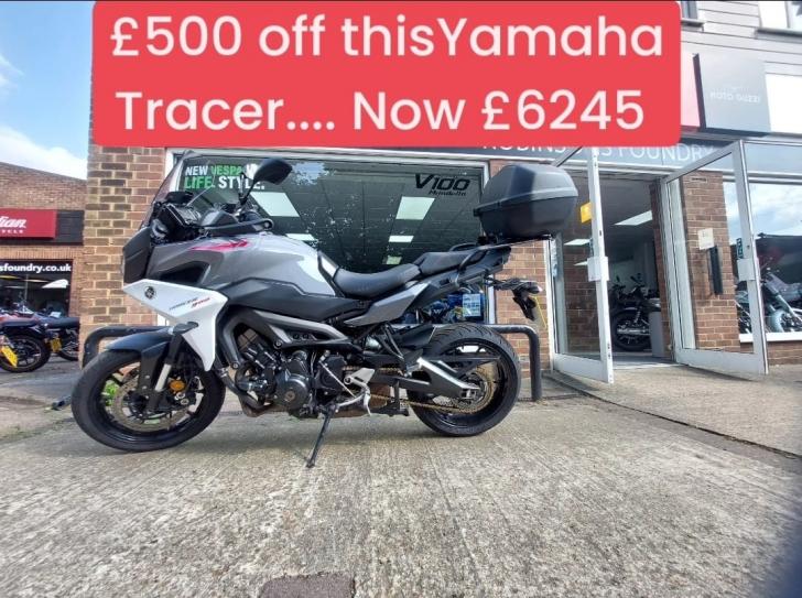 YAMAHA TRACER 900