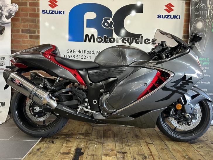 Suzuki GSX1300R HAYABUSA