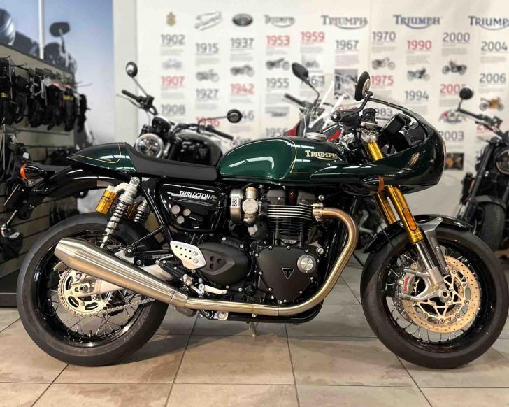 Triumph THRUXT RS 12 THRUXTON R 