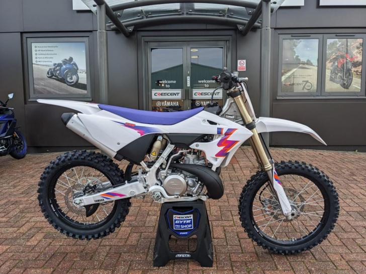 Yamaha YZ250LC 2024 