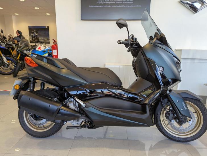 Yamaha XMAX 300 TECH MAX