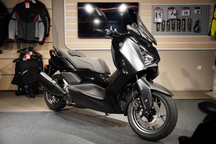 Yamaha XMAX TECH MAX 300 