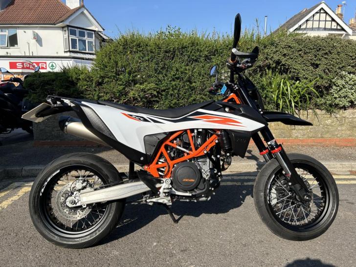 KTM 690 SMC R