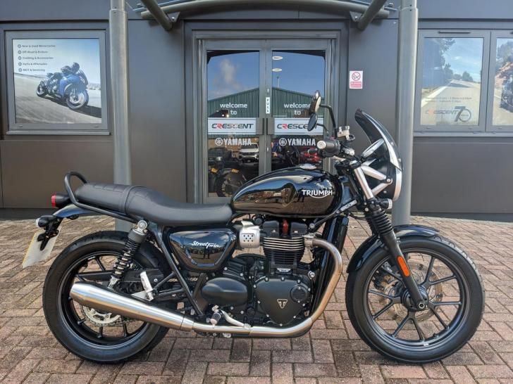 Triumph STREET TWIN