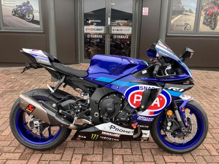 Yamaha YZF-R1