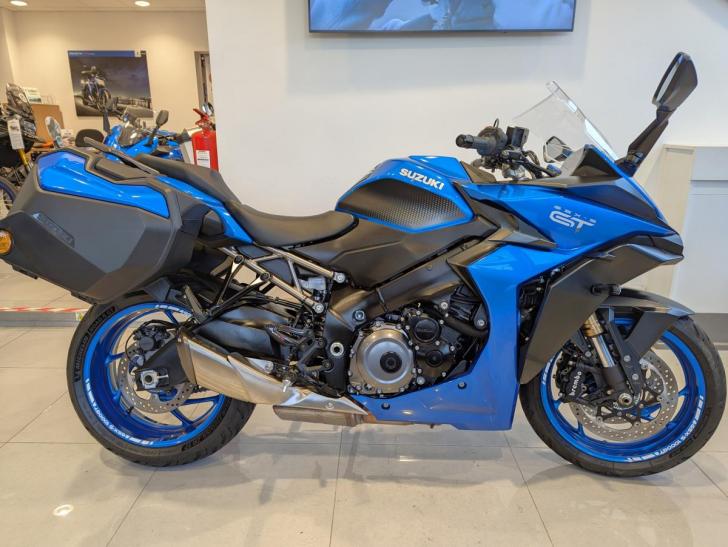 Suzuki GSX-S1000GT+