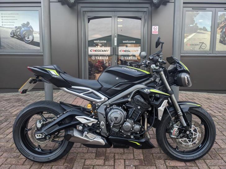 Triumph STREET TRIPLE RS