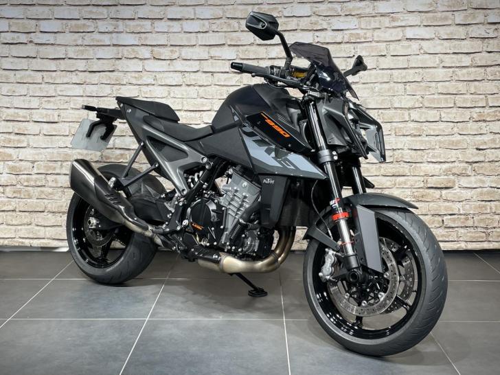 KTM 990 Duke