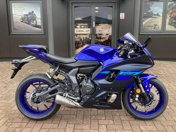 Yamaha YZF-R7