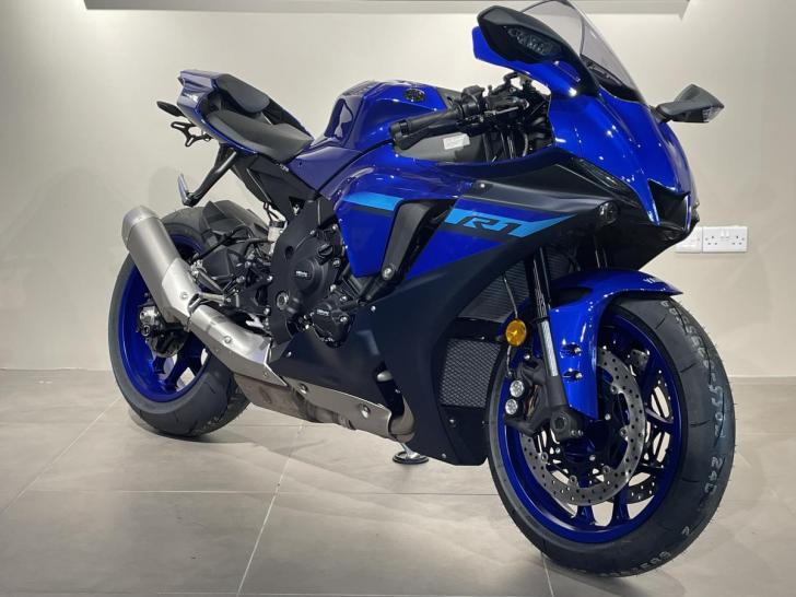 Yamaha YZF-R1