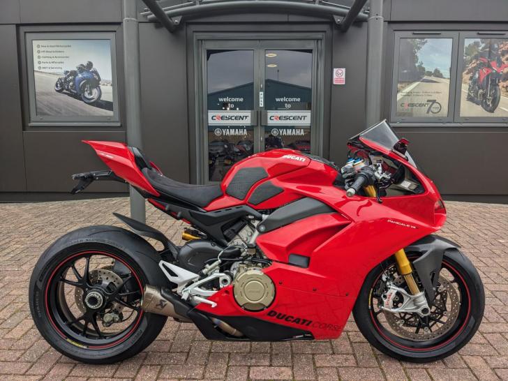 DUCATI PANIGALE V4 S