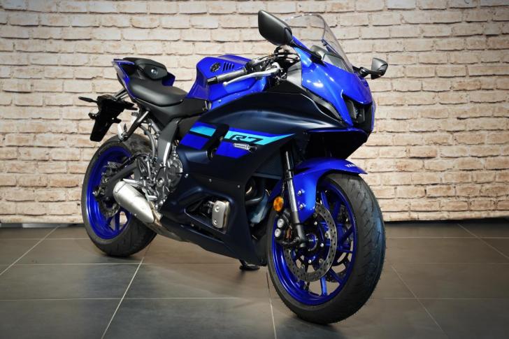 Yamaha YZF-R7