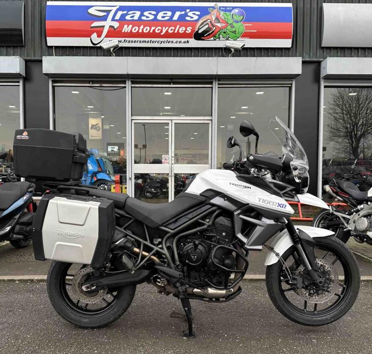 TRIUMPH TIGER 800 XR