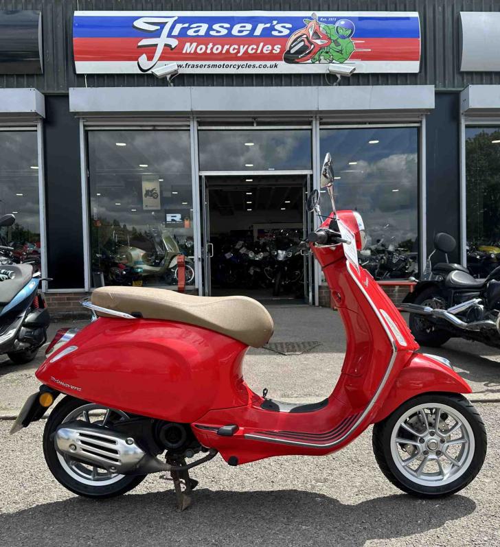 Vespa PRIMAVERA 50