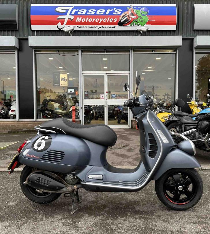 Vespa GTV300 SEI GIORNI 