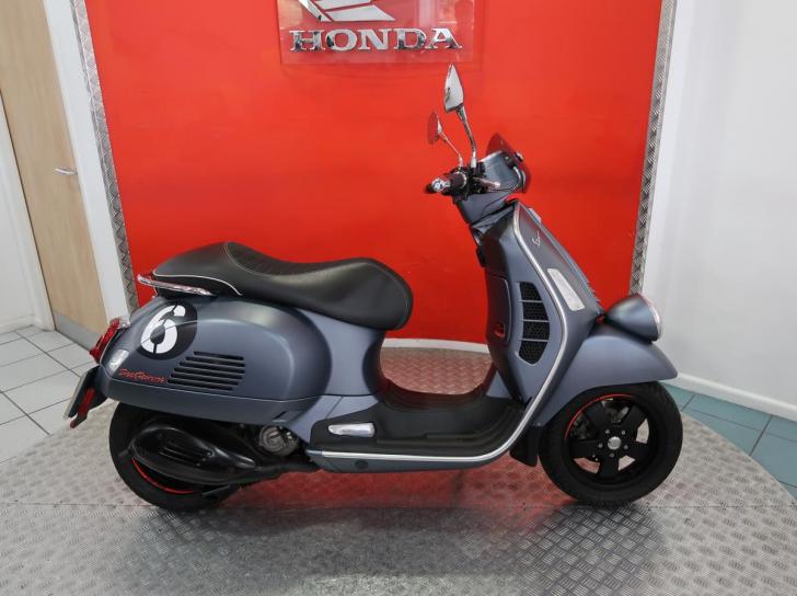 Piaggio VESPA GTV300 SEI GIORNI 