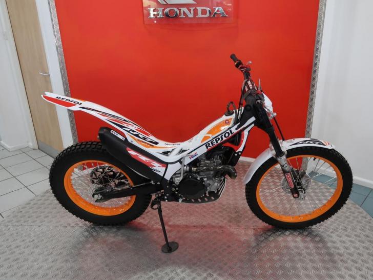 Montesa Cota 4RT 301RR Race Replica